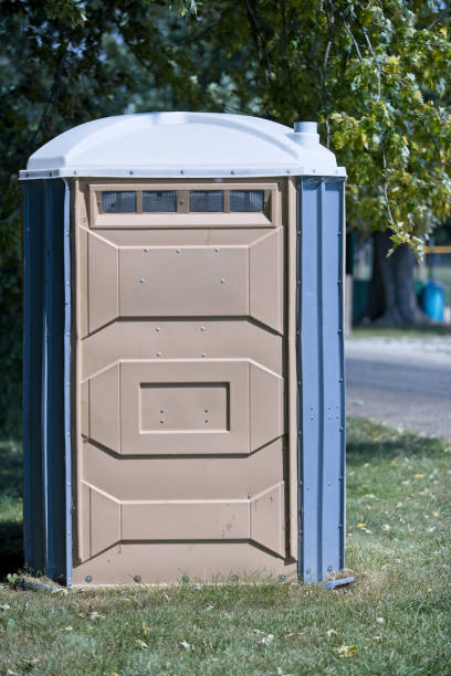 Portable Toilet Options We Offer in Pink, OK